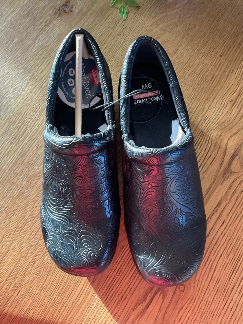 BareTraps Men's Black Embossed Slip-On Loafers